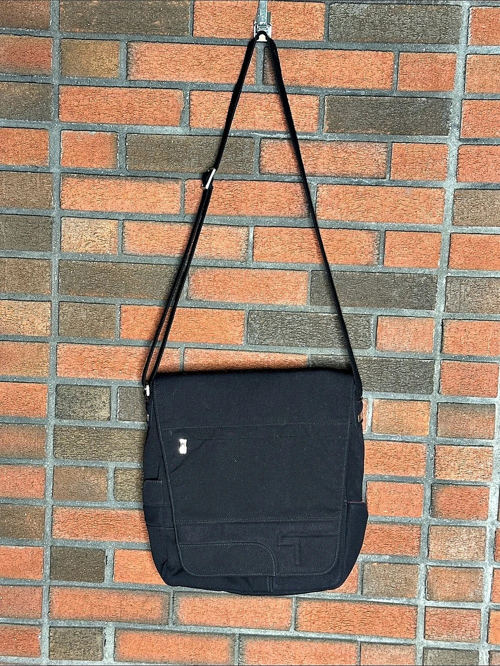 TUMI T-Tech Messenger Bag Black Crossbody Bag